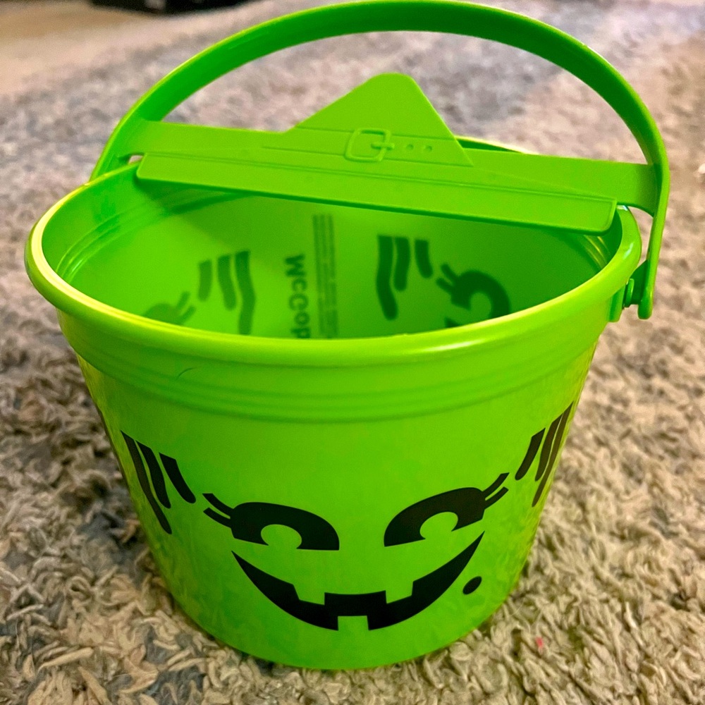 McDonalds Green Halloween Bucket